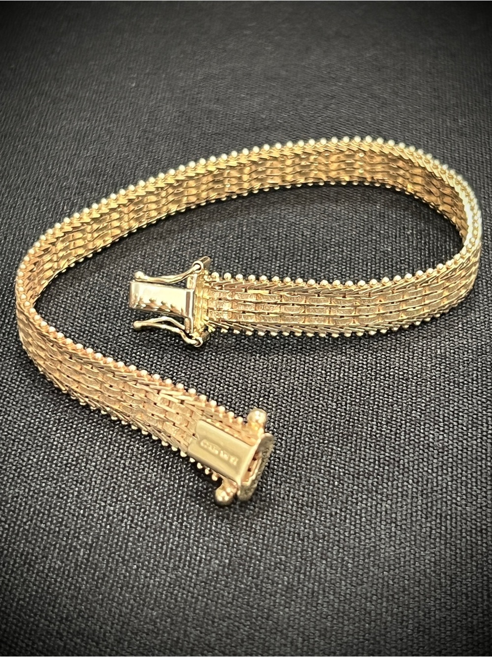 14K Vintage Gold 7.5in 9mm 14g Gate/Brick Link Bracelet - Picture 2 of 12